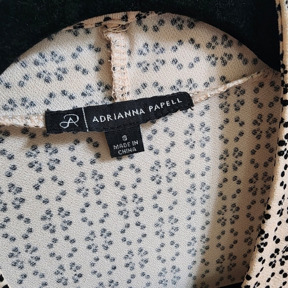 Adrienne Papell Size small Women's Beige Pink Patterned Top - Picture 2 of 4